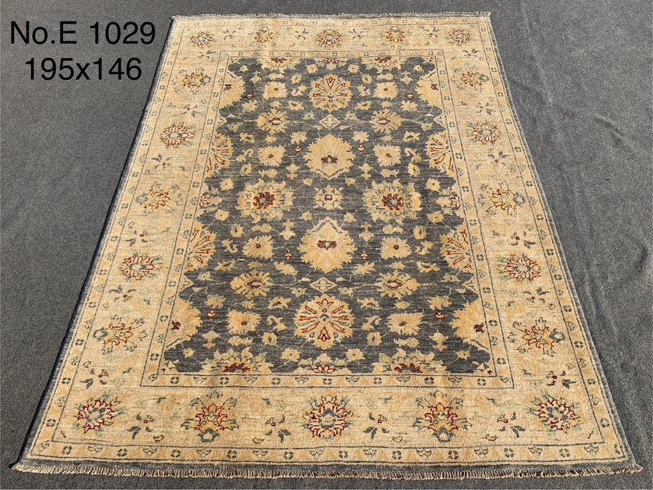 4’9 x 6’5 Charcoal Grey & Beige Afghan Chobi Rug