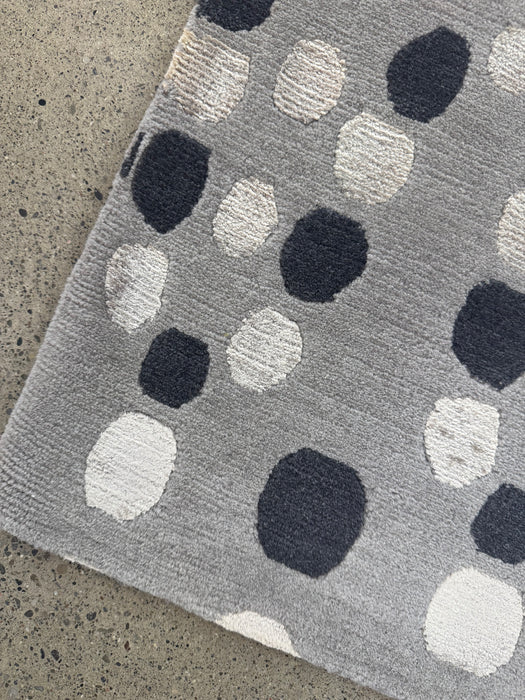 2'x3' 100% Wool Nepali Hand Knotted Area Rug