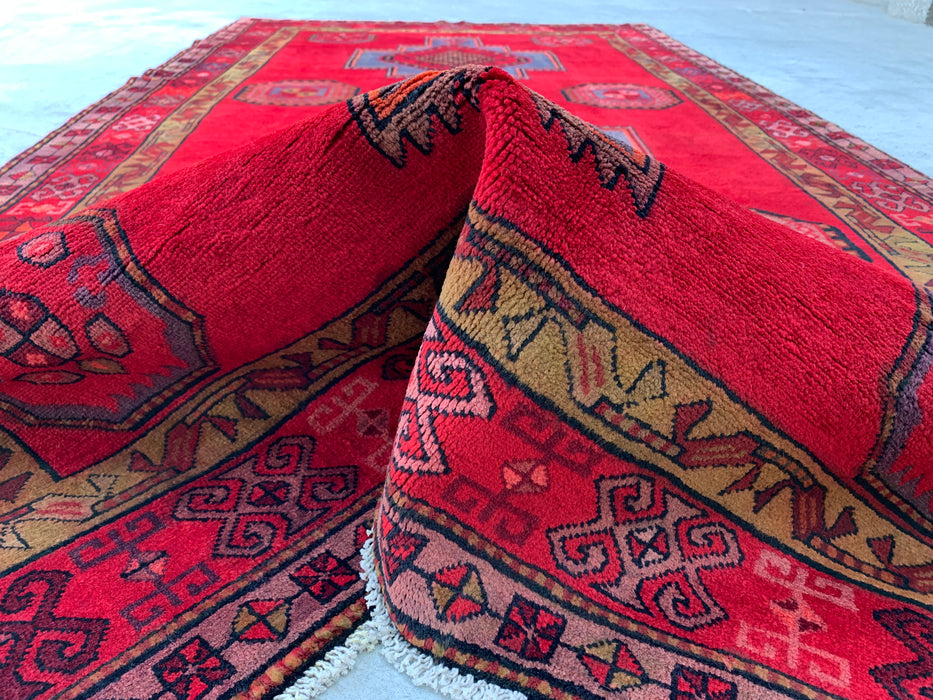 9'9 x 5'1 Hand-Knotted Persian Wool Rug - Red Geometric Medallion Tribal Design - KBHM-900