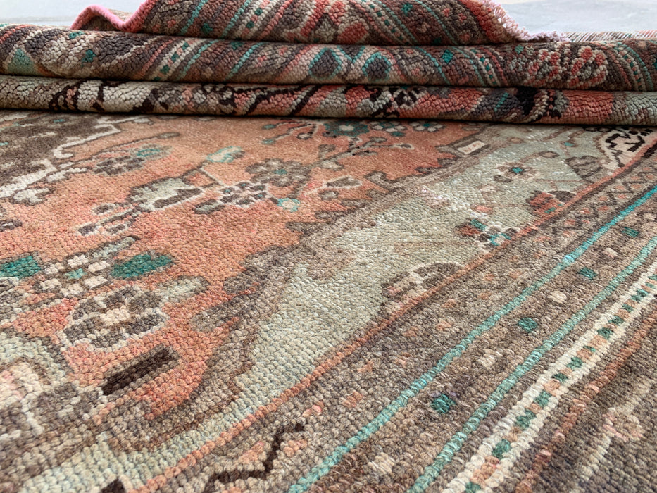 Handmade Persian Wool Area Rug 7x10 - Faded Beige & Peach Vintage Floral Medallion Persian Style Rug - Exact Size 10'3" x 6'5" - KBHM-938