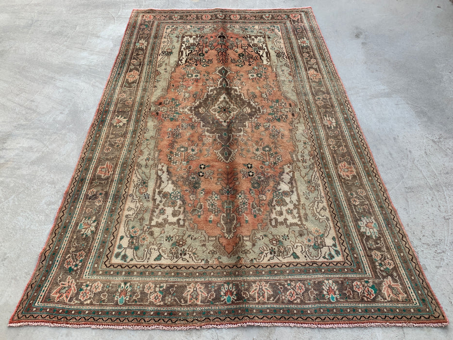 Handmade Persian Wool Area Rug 7x10 - Faded Beige & Peach Vintage Floral Medallion Persian Style Rug - Exact Size 10'3" x 6'5" - KBHM-938
