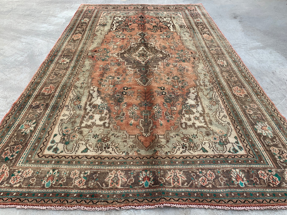 Handmade Persian Wool Area Rug 7x10 - Faded Beige & Peach Vintage Floral Medallion Persian Style Rug - Exact Size 10'3" x 6'5" - KBHM-938