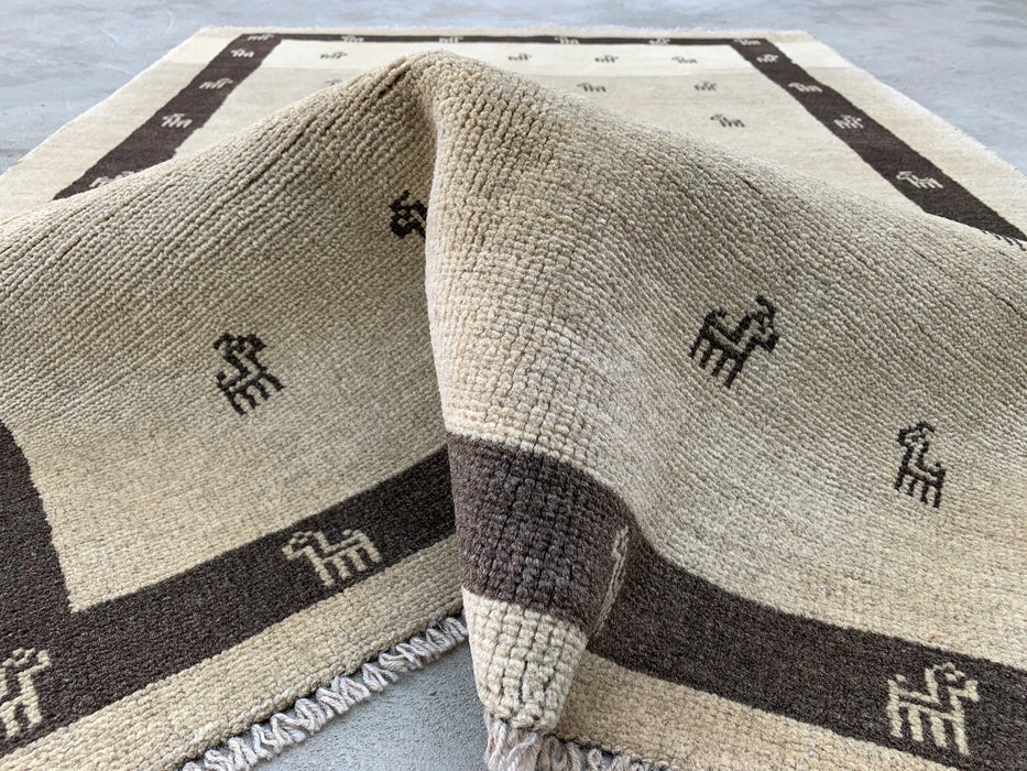 5'5 x 3'11 Hand-Knotted Persian Wool Rug - Ivory Minimal Animal Motif Design - KBHM-951