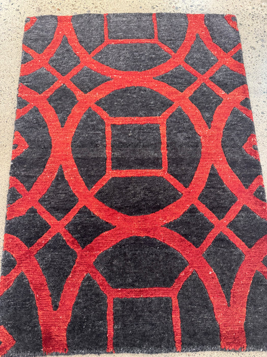 2'x3' 100% Wool Nepali Hand Knotted Area Rug