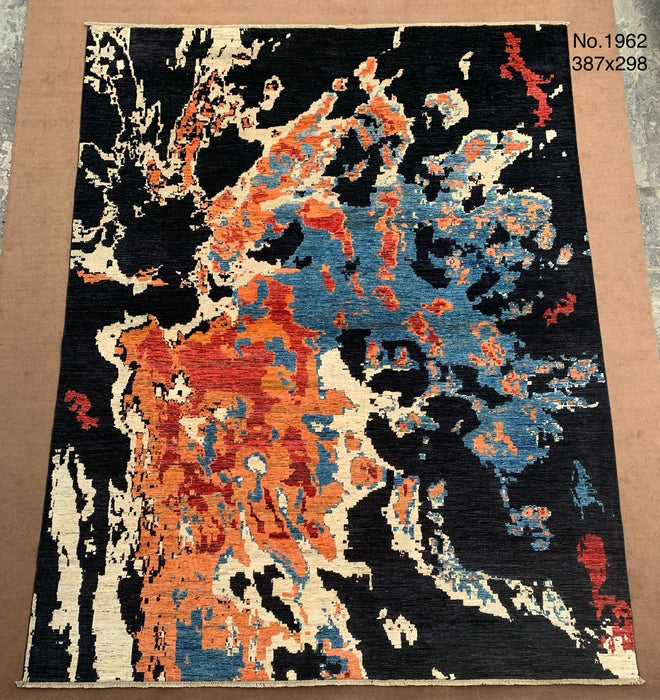 9’7” × 12’7” Modern Abstract Wool Rug