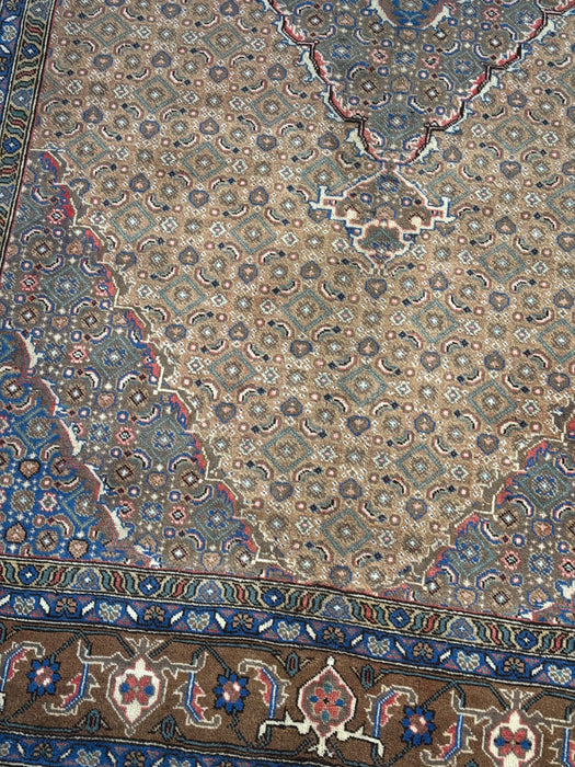 6’4x10’6 Hand-Knotted Persian Wool Rug – Beige & Blue Medallion Design