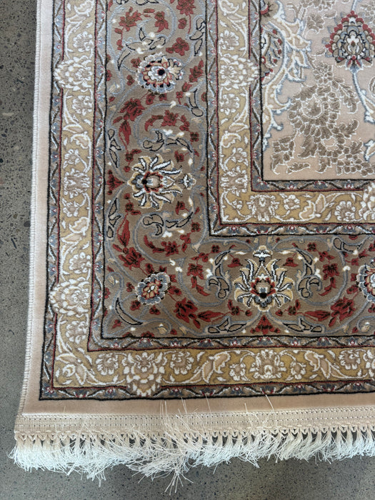 Luxury Persian Machine-Made Rug – Beige / Rust Floral Border – 7' x 10'