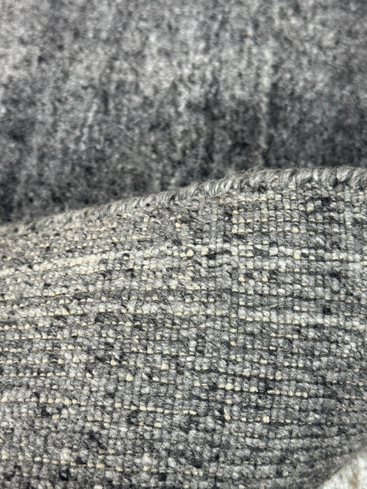 5'x8' Silverstone Hand Knotted Wool Area Rug - Silver/Grey