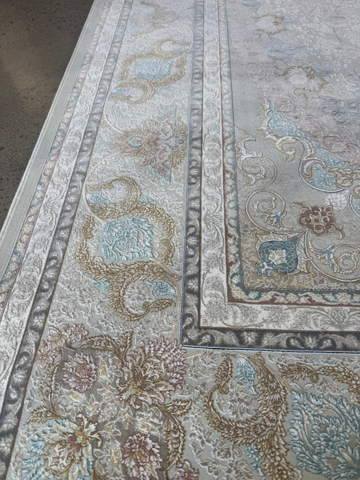 Premium 1500-Reed Persian Machine-Made Rug – Ivory / Soft Blue Medallion – 7' x 10'