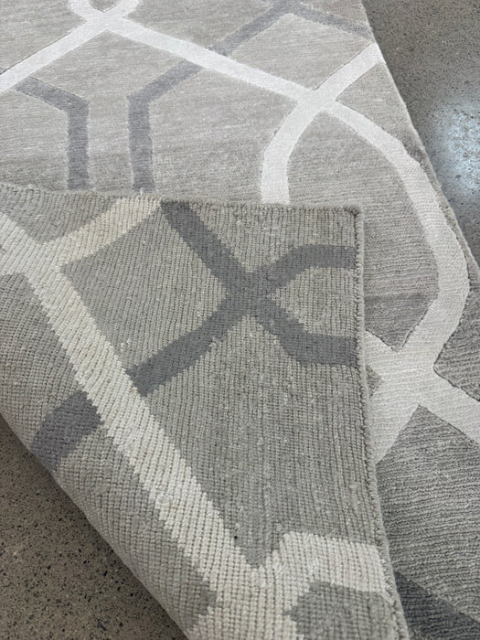 2'x3' 100% Wool Nepali Hand Knotted Area Rug