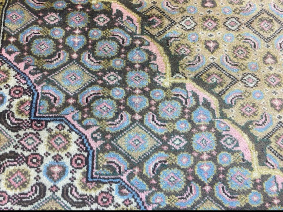 6’6” × 9’4” Hand-Knotted Persian Wool Rug – Beige & Blue Diamond Medallion