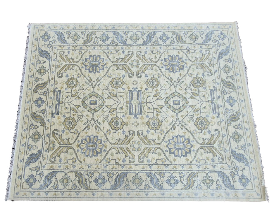 8x10ft, Hand knotted Oriental Heriz design  pure handspun wool carpet Ivory /Ivory colour