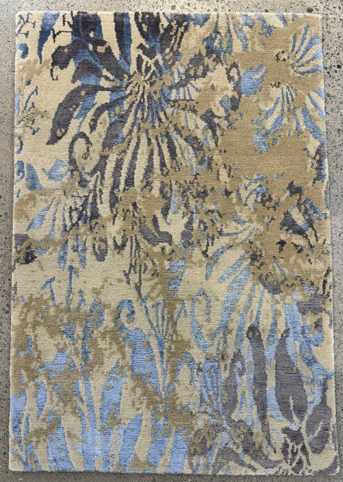 2'x3' 100% Wool Nepali Hand Knotted Area Rug