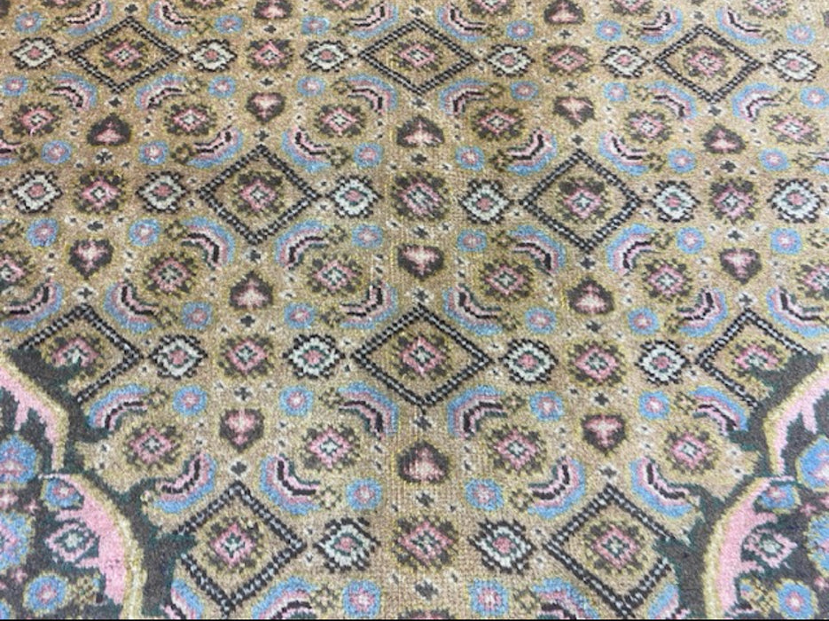 6’6” × 9’4” Hand-Knotted Persian Wool Rug – Beige & Blue Diamond Medallion