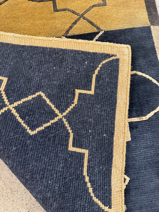 2'x3' 100% Wool Nepali Hand Knotted Area Rug