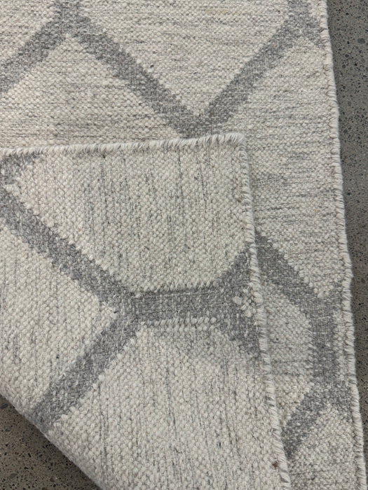 2'x3' 100% Wool Nepali Hand Knotted Area Rug