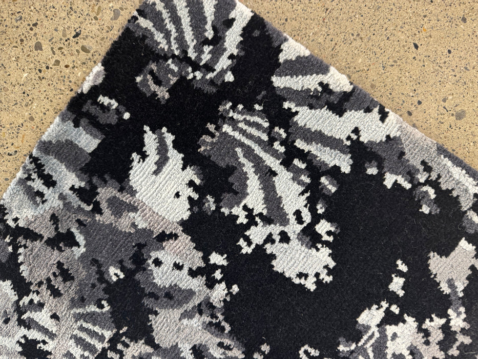 2'x3' 100% Wool Nepali Hand Knotted Area Rug