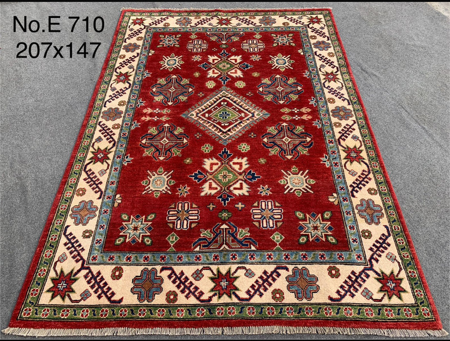 4’10” x 6’9” Hand-Knotted Kazak Wool Rug – Deep Red with Geometric Motifs