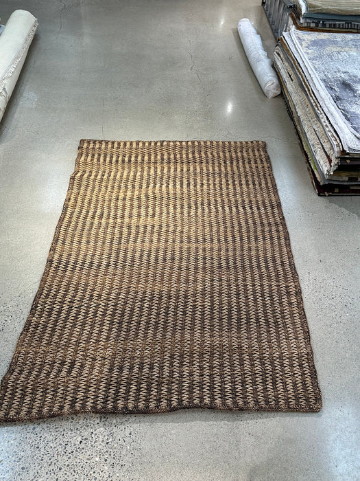 5 x 8 Indian Sigen Hand-made Area rug