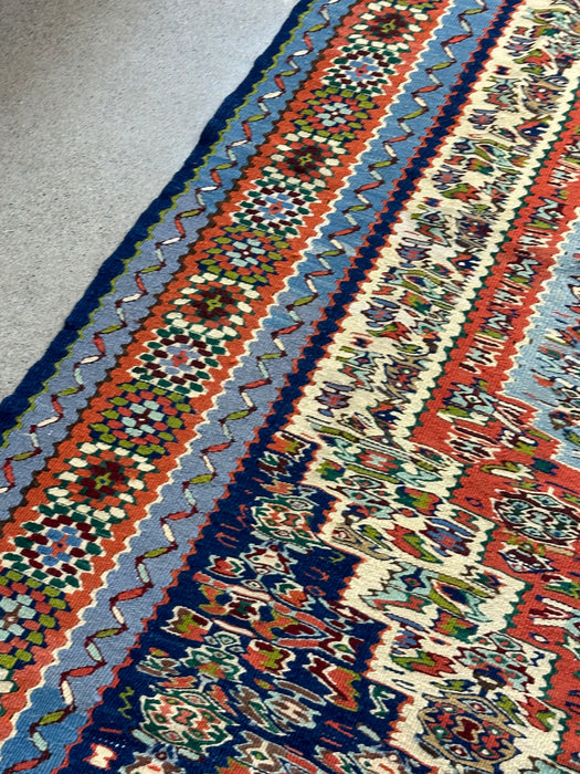 5'3" x 8' 100% Wool Hand-Knotted Killim