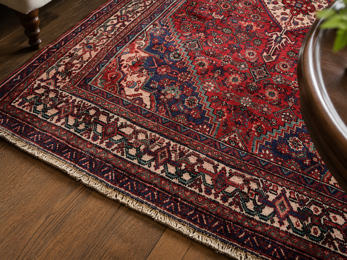 9'10" x 6'7" Handmade Persian Wool Rug wool texture and pattern detail