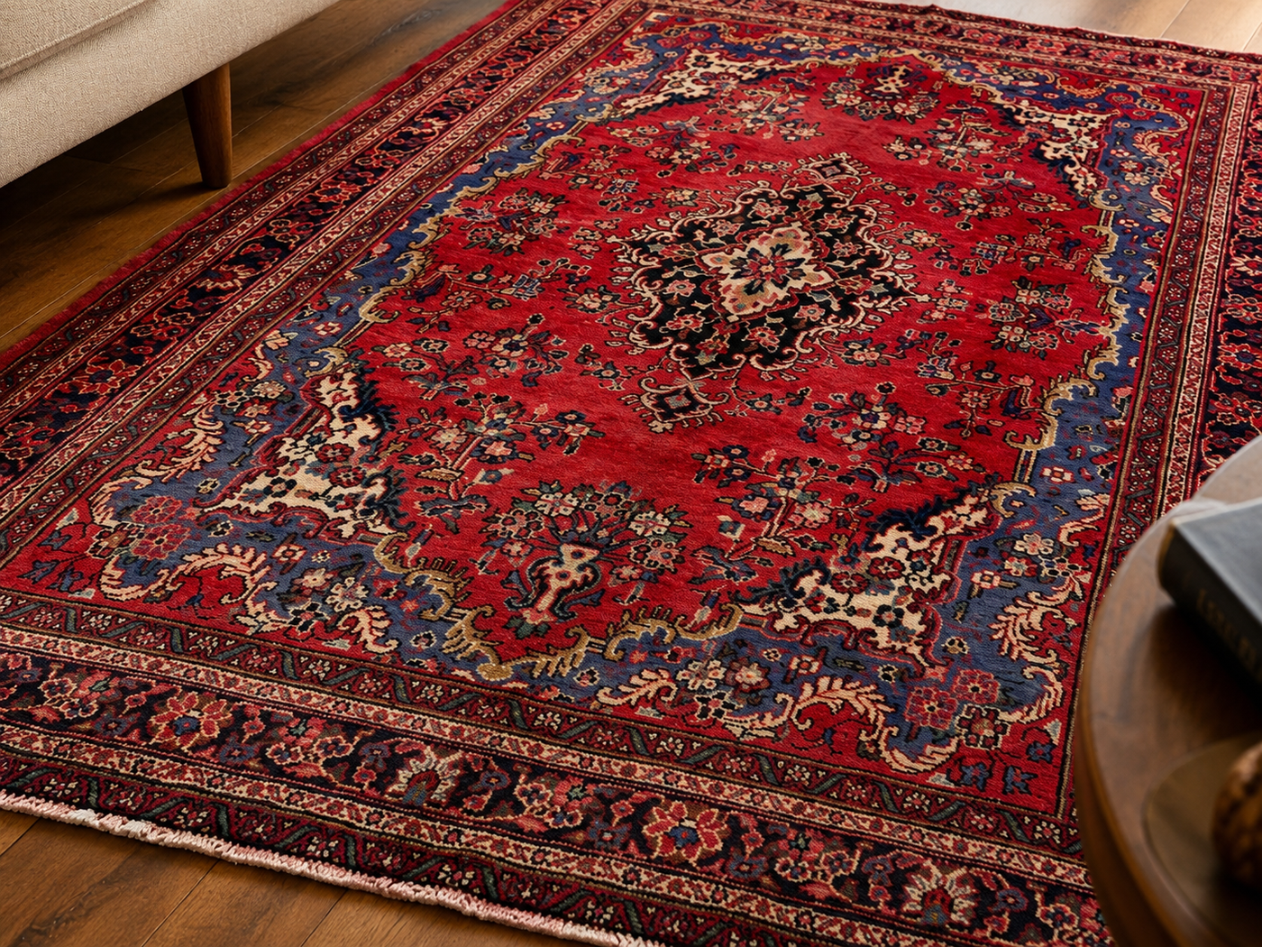 10'1" x 6'8" Handmade Persian Wool Rug wool texture and pattern detail