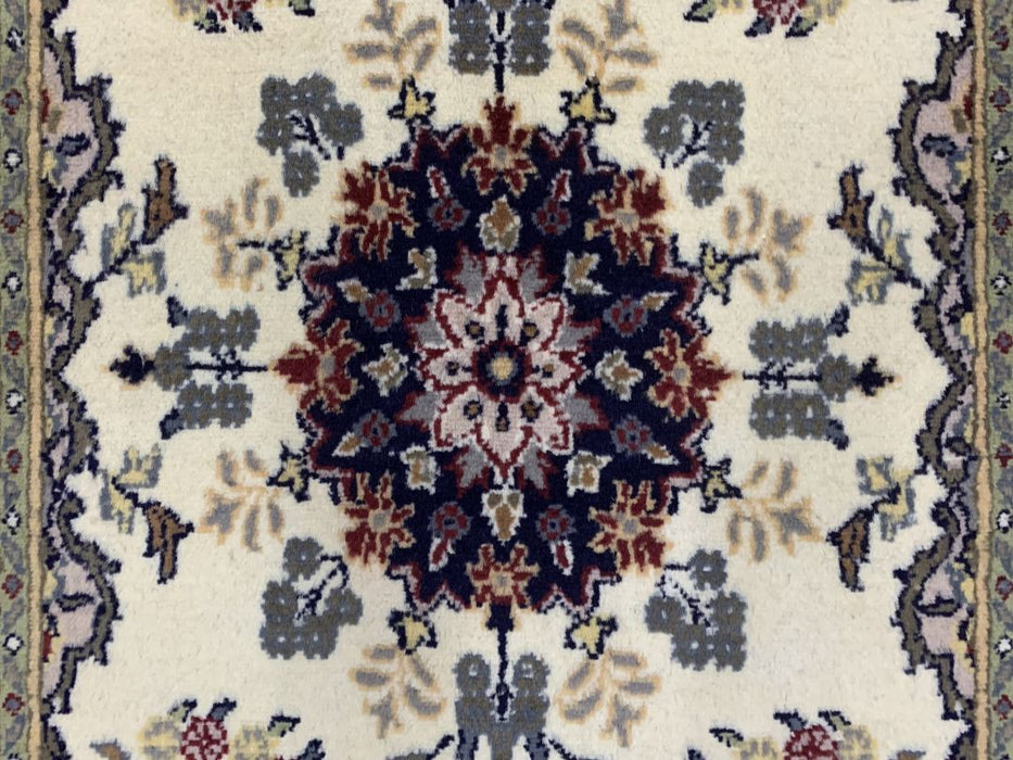 3' x 9' Hand Knotted  Runner 100% Wool Area rug