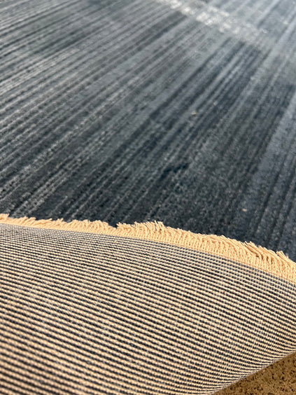 5'x8' Power-Loomed Modern Minimalist Style Grey/Black Area Rug – KB Rugs