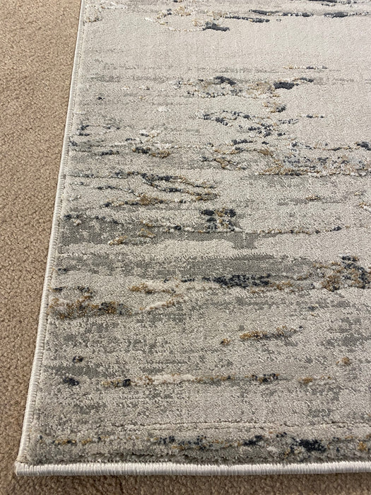 7'X10' Nev High-End Area rug