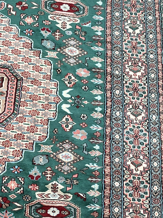 6’1x9’5 bukhara 100% wool area rug