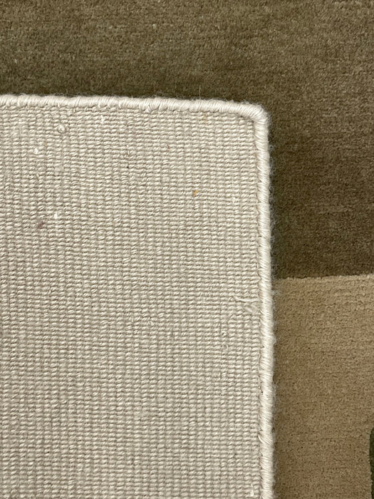 3'11"X6' Nepali Wool& Silk Area rug