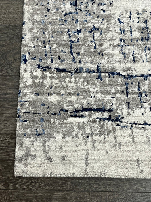 4'X5'9" Nepali Silk & Wool Area rug