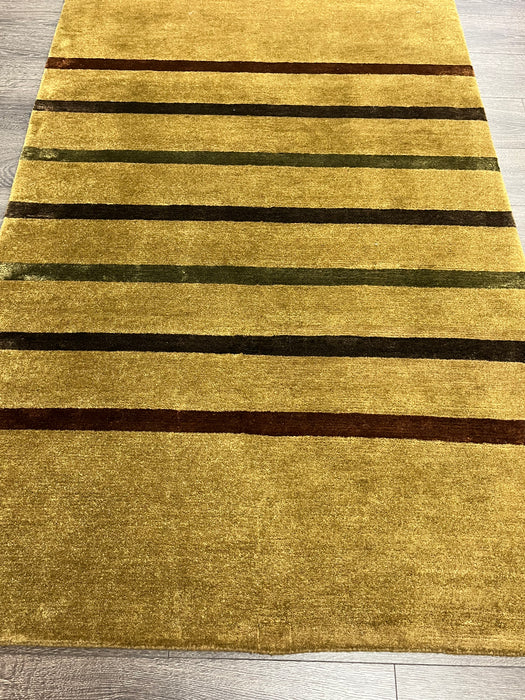 3'8"X5'8" Tibetan Wool Area rug