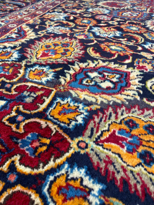 7'0X10'0 Persian Hand Knotted 100% Wool Area rug
