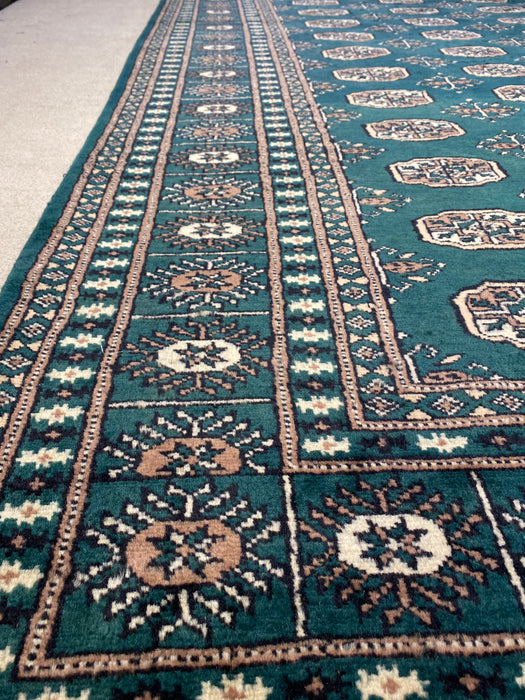 7'0X11’0 Persian Bukhara Hand Knotted 100% Wool Area rug