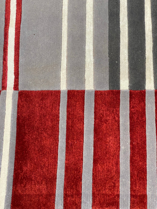 9'x12' Hand-Knotted Nepali Red/Grey Area Rug – KB Rugs