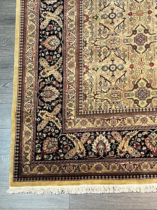 9'X11'8" Wool Hand Knotted Area Rug