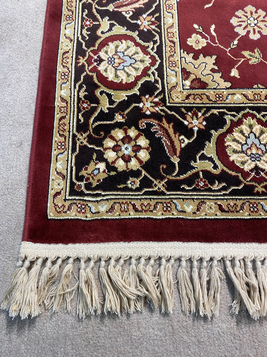 “5'0X8’0 Persian Tabraiz Machine Made Area rug