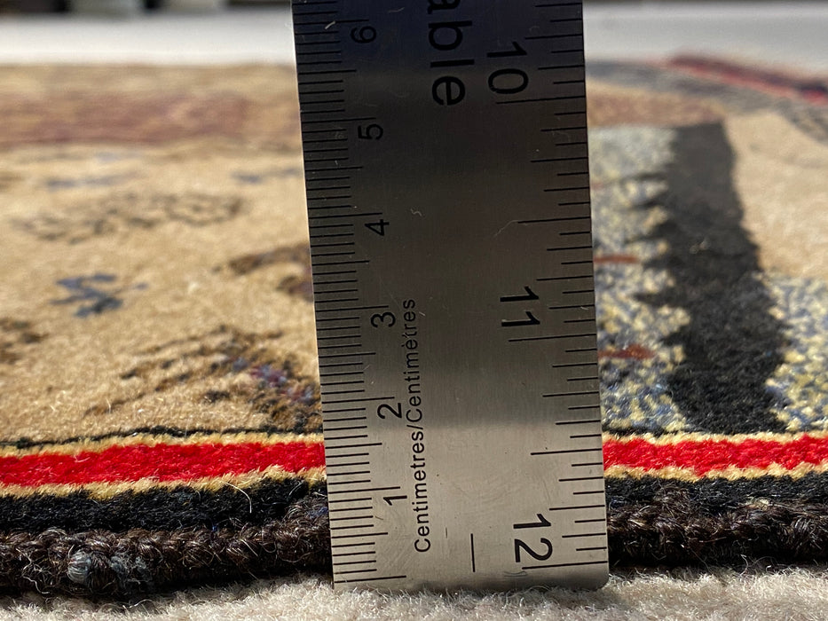 2.9X4.9 Bajasta Hand Knotted 100% Wool Area rug (Signature)