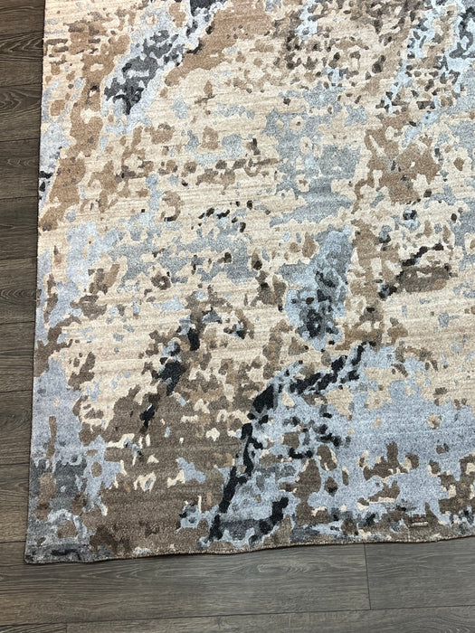 6’2x8’11 wool and silk nepali area rug