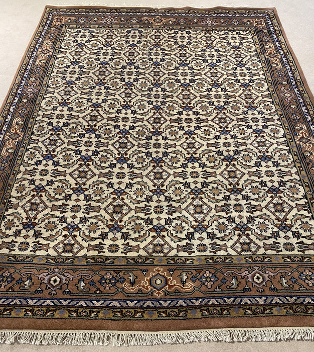 6'5X8’3 Serapi Hand Knotted 100% Wool Area rug