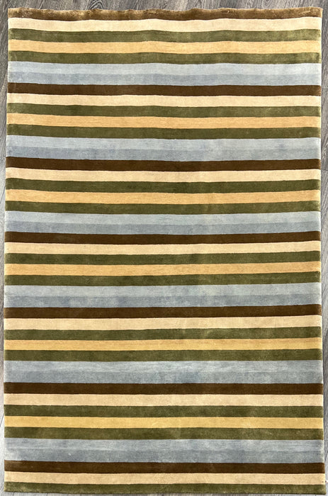 6’2x 8’11 nepali 100%  wool area rug