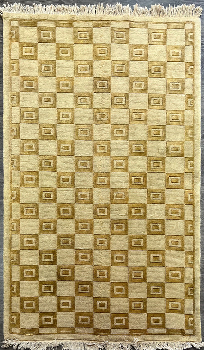 4'1"X6'2" Nepali Wool Area rug