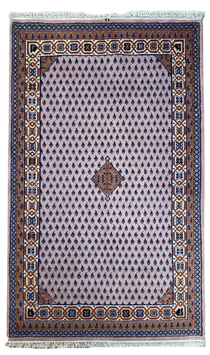Indo persian 4’X6’ Hand knotted area rug