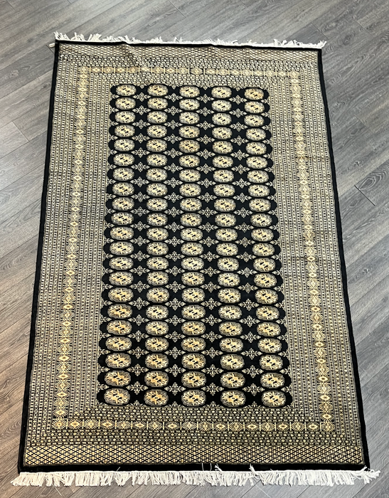 6x9’2 bukhara 100% wool area rug